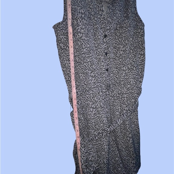 New York & Company Monochrome Patterned shorts jumpsuit - Picture 6 of 8